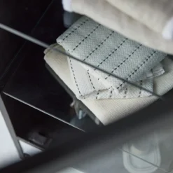 Lison - Armoire Vitrée En Métal -Homezia Soldes Boutique 1200 1200 armoire vitree en metal lison 4