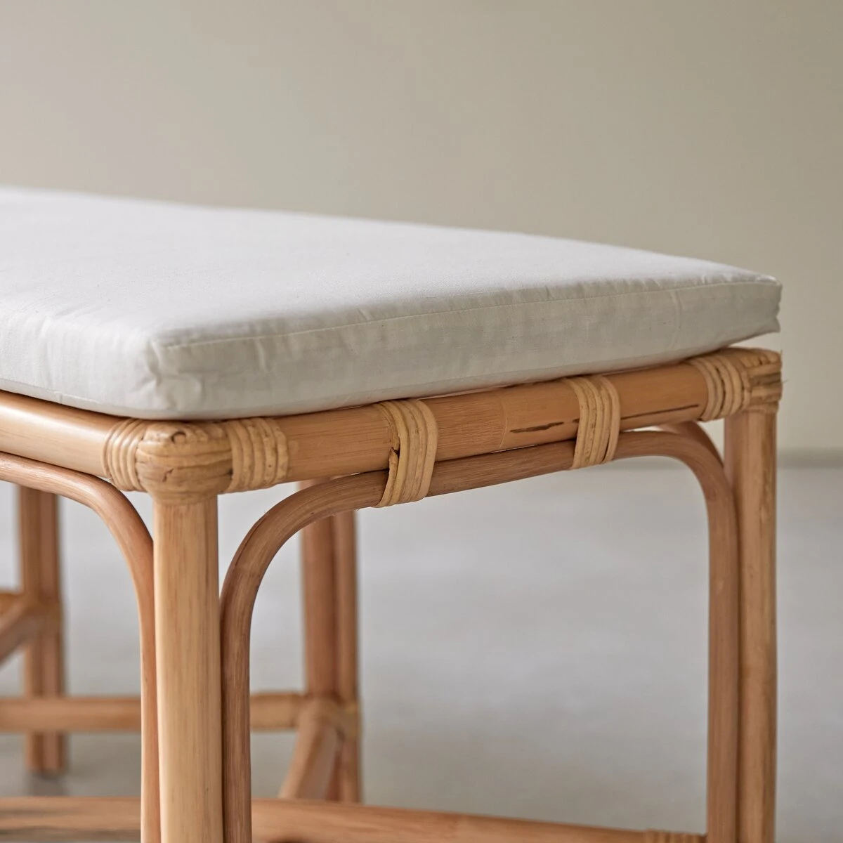 Soa - Banc En Rotin 2 Soa - Banc En Rotin – Image 2