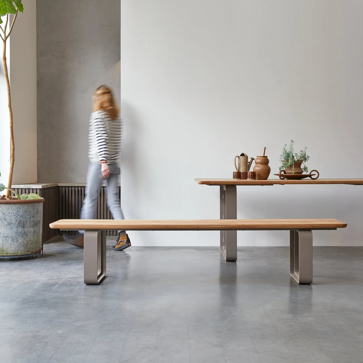 Harper - Banc En Teck Massif Et Aluminium 1 Harper - Banc En Teck Massif Et Aluminium