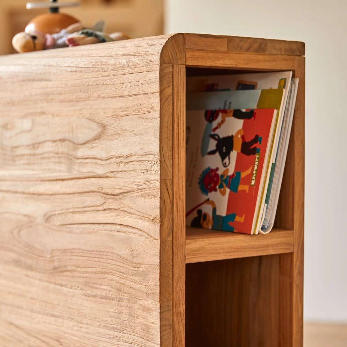 Bertie - Tête De Lit Enfant Avec Rangements En Teck Massif 120 Cm 2 Bertie - Tête De Lit Enfant Avec Rangements En Teck Massif 120 Cm – Image 2