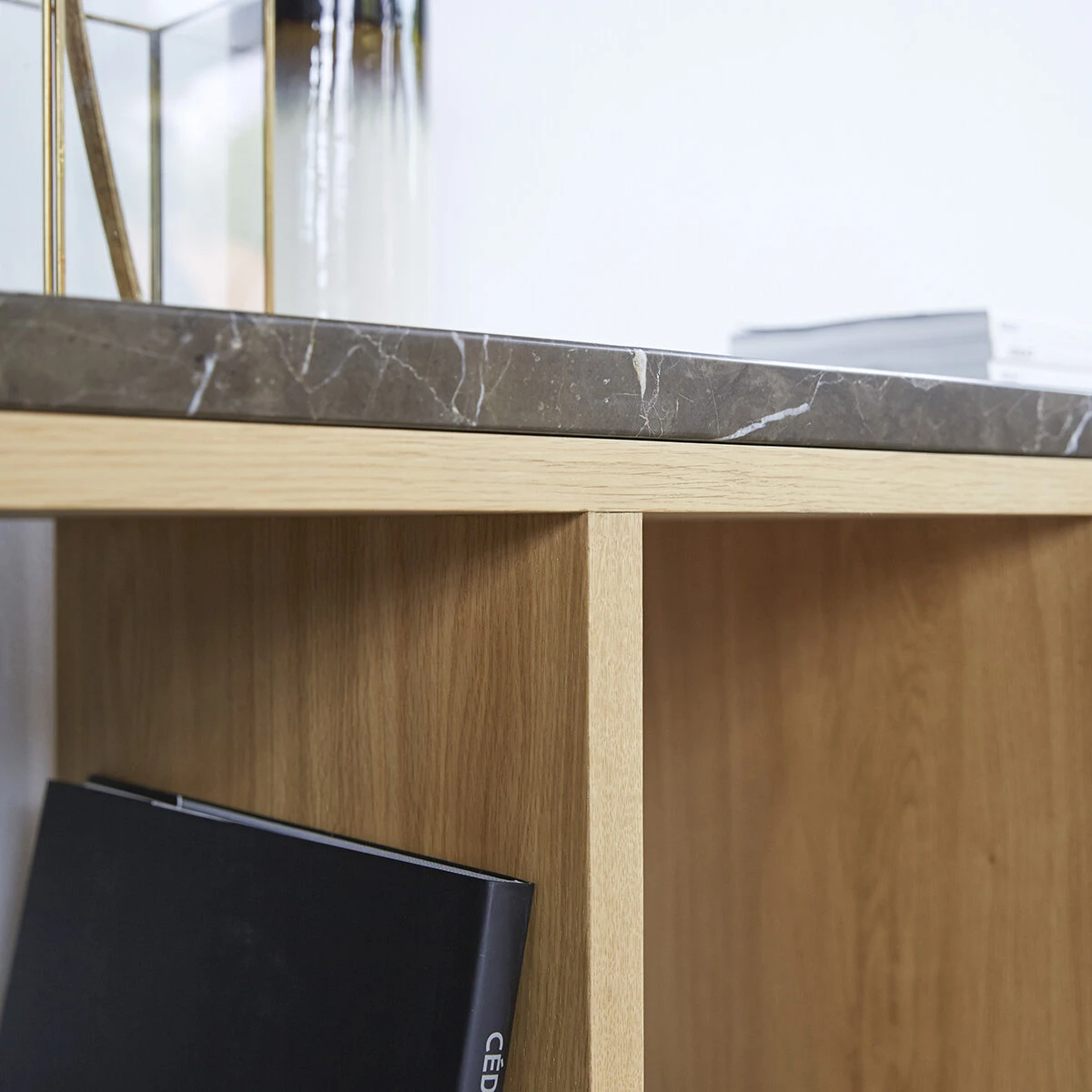 Eyota - Bibliothèque Basse En Chêne 4 Eyota - Bibliothèque Basse En Chêne – Image 4