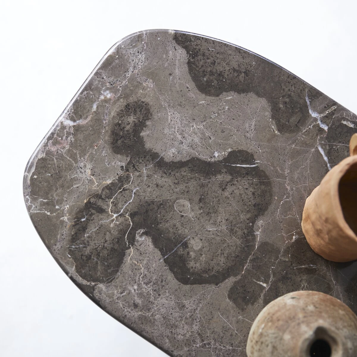 Keesog - Bout De Canapé En Marbre Brown 2 Keesog - Bout De Canapé En Marbre Brown – Image 2