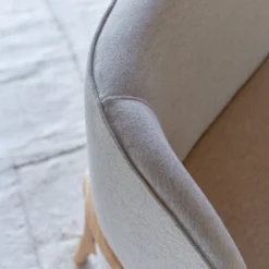 Hoya - Canapé En Chêne Massif Et Et Tissu Gris 2 Places -Homezia Soldes Boutique 1200 1200 canape hoya en chene massif et tissu gris 2 places 5