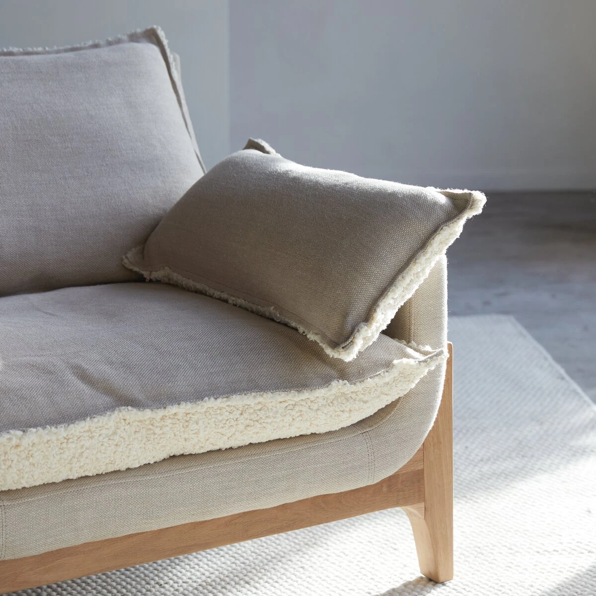 Woodnest - Canapé En Chêne Massif Et Tissu Linen 3 Places 2 Woodnest - Canapé En Chêne Massif Et Tissu Linen 3 Places – Image 2