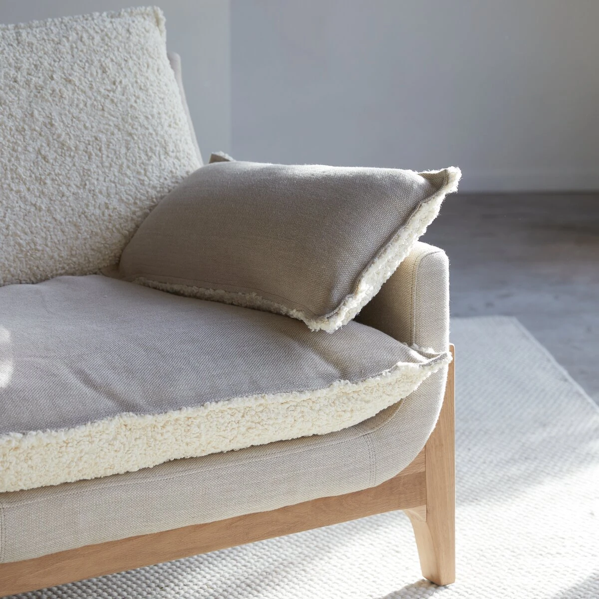 Woodnest - Canapé En Chêne Massif Et Tissu Linen 3 Places 6 Woodnest - Canapé En Chêne Massif Et Tissu Linen 3 Places – Image 6