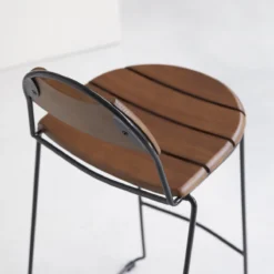 Molly - Chaise De Bar En Frêne Massif Et Métal -Homezia Soldes Boutique 1200 1200 chaise de bar en frene massif et metal molly 4