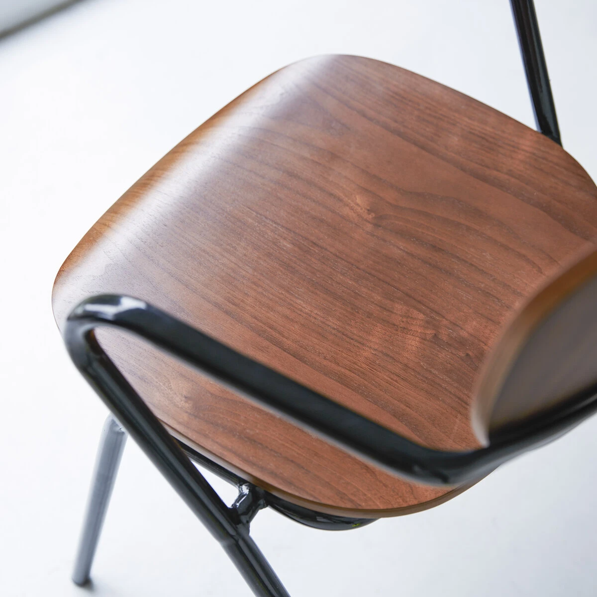 Ada - Chaise En Noyer Et Métal 3 Ada - Chaise En Noyer Et Métal – Image 3