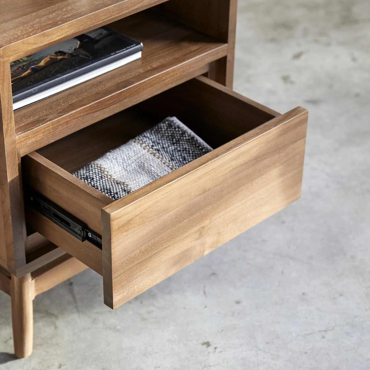 Twist - Chevet En Teck Massif Recyclé 2 Twist - Chevet En Teck Massif Recyclé – Image 2