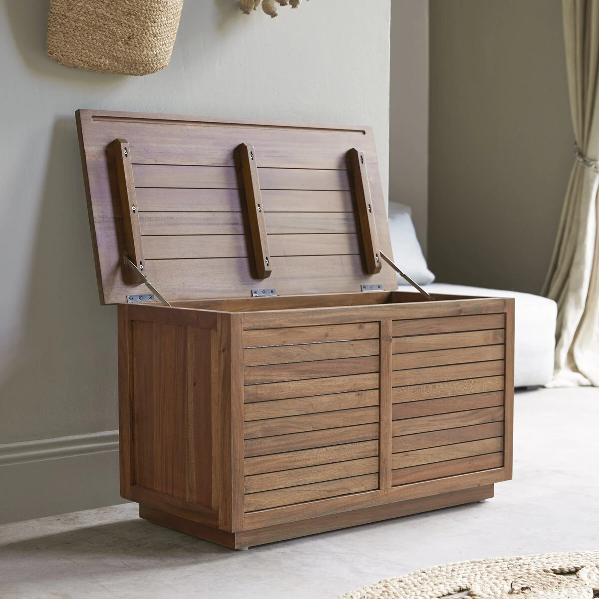 Loggia - Coffre En Acacia Massif 2 Loggia - Coffre En Acacia Massif – Image 2