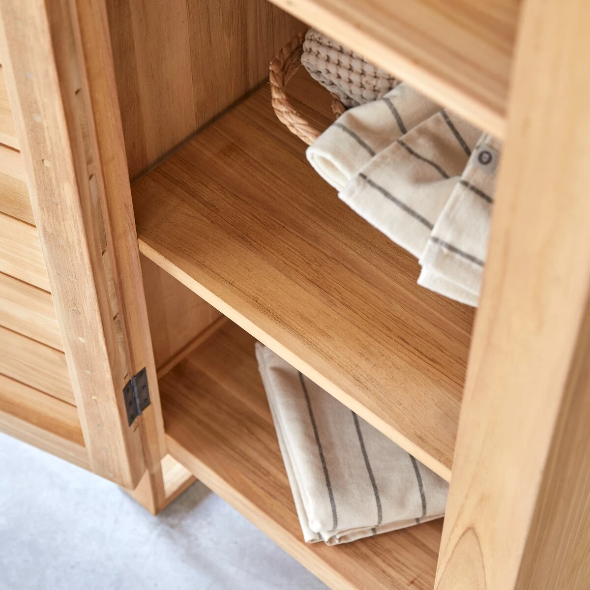 Minimalys - Colonne De Salle De Bain En Teck Massif 5 Minimalys - Colonne De Salle De Bain En Teck Massif – Image 5