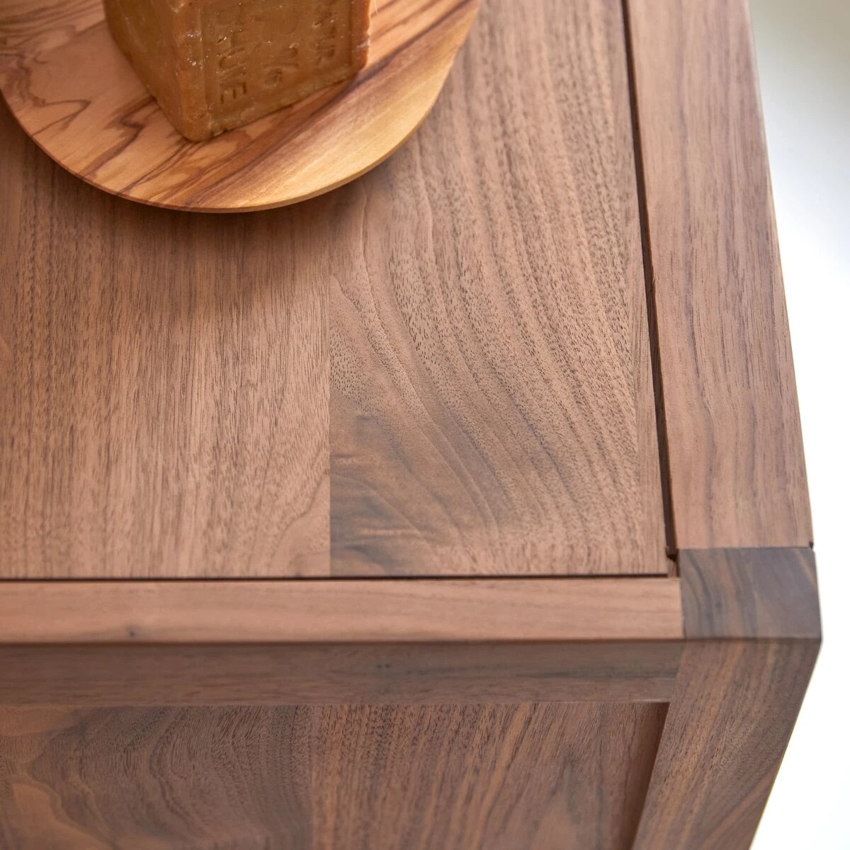 Arty - Colonne En Noyer Massif 3 Arty - Colonne En Noyer Massif – Image 3