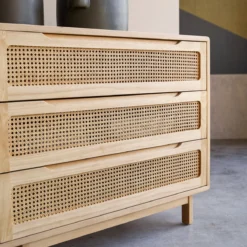 Luis - Commode En Orme Massif Et Cannage -Homezia Soldes Boutique 1200 1200 commode en orme massif et cannage luis 5