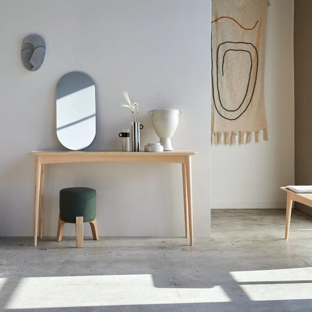 Josef - Console En Frêne Olivier Massif Français 1 Josef - Console En Frêne Olivier Massif Français