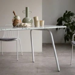 Elio - Table Rectangulaire En Terrazzo Premium Et Métal Green 4-6 Pers. -Homezia Soldes Boutique 1200 1200 elio table rectangulaire en terrazzo premium et metal green 4 6 pers 2