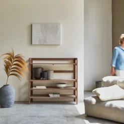 Esmée - Console Haute En Noyer