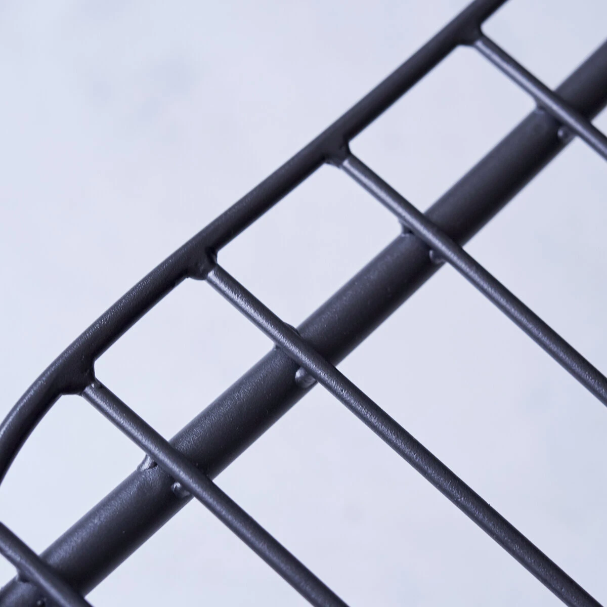 Arty - Fauteuil En Métal Dark Grey 6 Arty - Fauteuil En Métal Dark Grey – Image 6