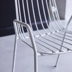 Arty - Fauteuil En Métal White -Homezia Soldes Boutique 1200 1200 fauteuil en metal arty white 4