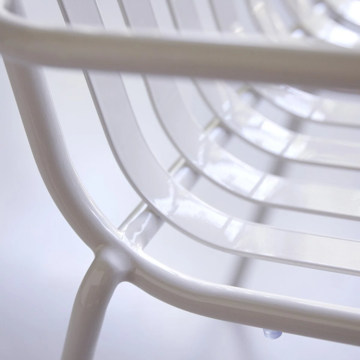 Gaby - Fauteuil En Métal White 3 Gaby - Fauteuil En Métal White – Image 3