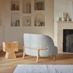 Hoya - Fauteuil En Chêne Massif Et Tissu Gris -Homezia Soldes Boutique 1200 1200 fauteuil hoya en chene massif et tissu gris 3