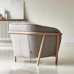 Yas - Fauteuil En Chêne Massif Et Tissu Gris 9 Yas - Fauteuil En Chêne Massif Et Tissu Gris -Homezia Soldes Boutique 1200 1200 fauteuil yas en chene massif et tissu gris 3