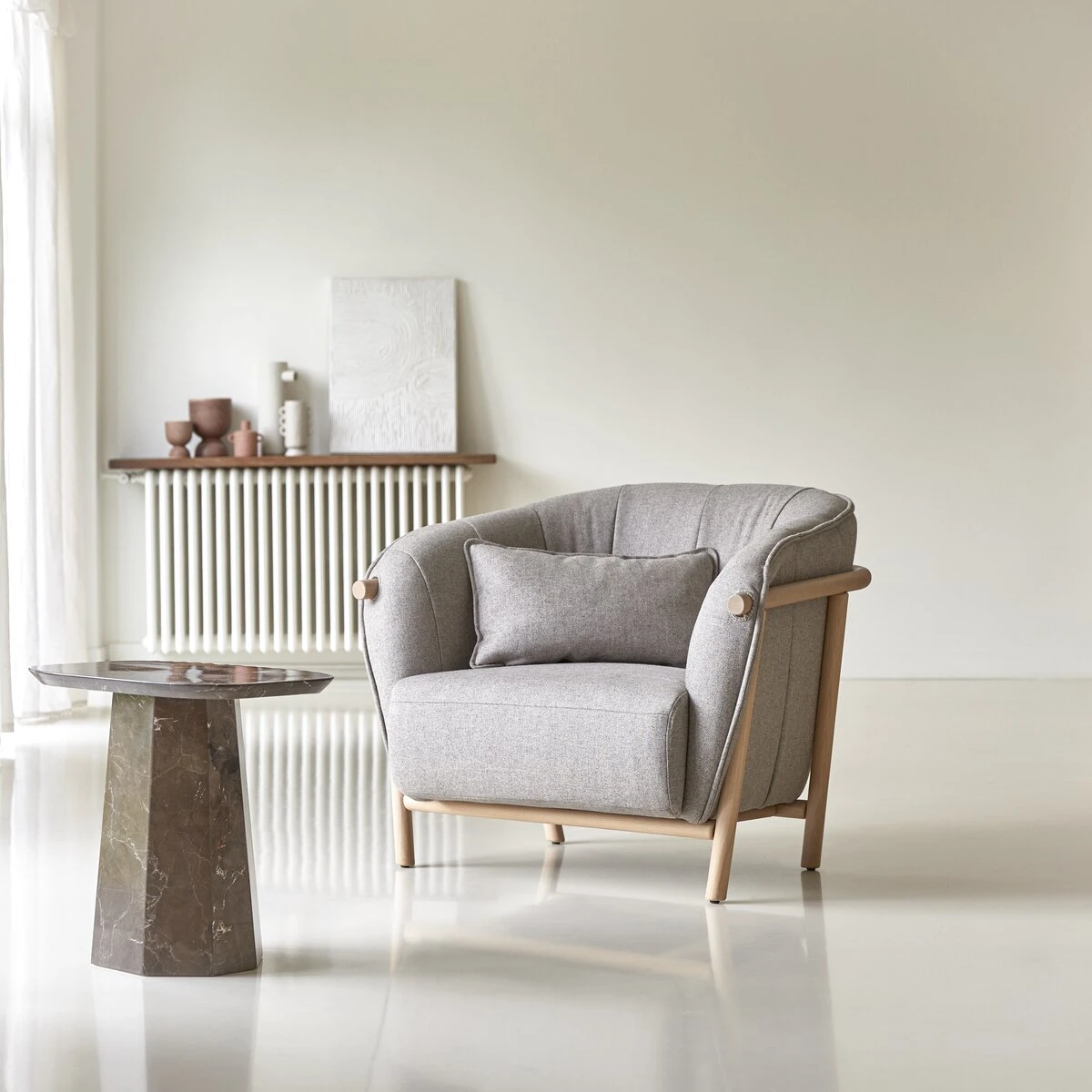 Yas - Fauteuil En Chêne Massif Et Tissu Gris 1 Yas - Fauteuil En Chêne Massif Et Tissu Gris