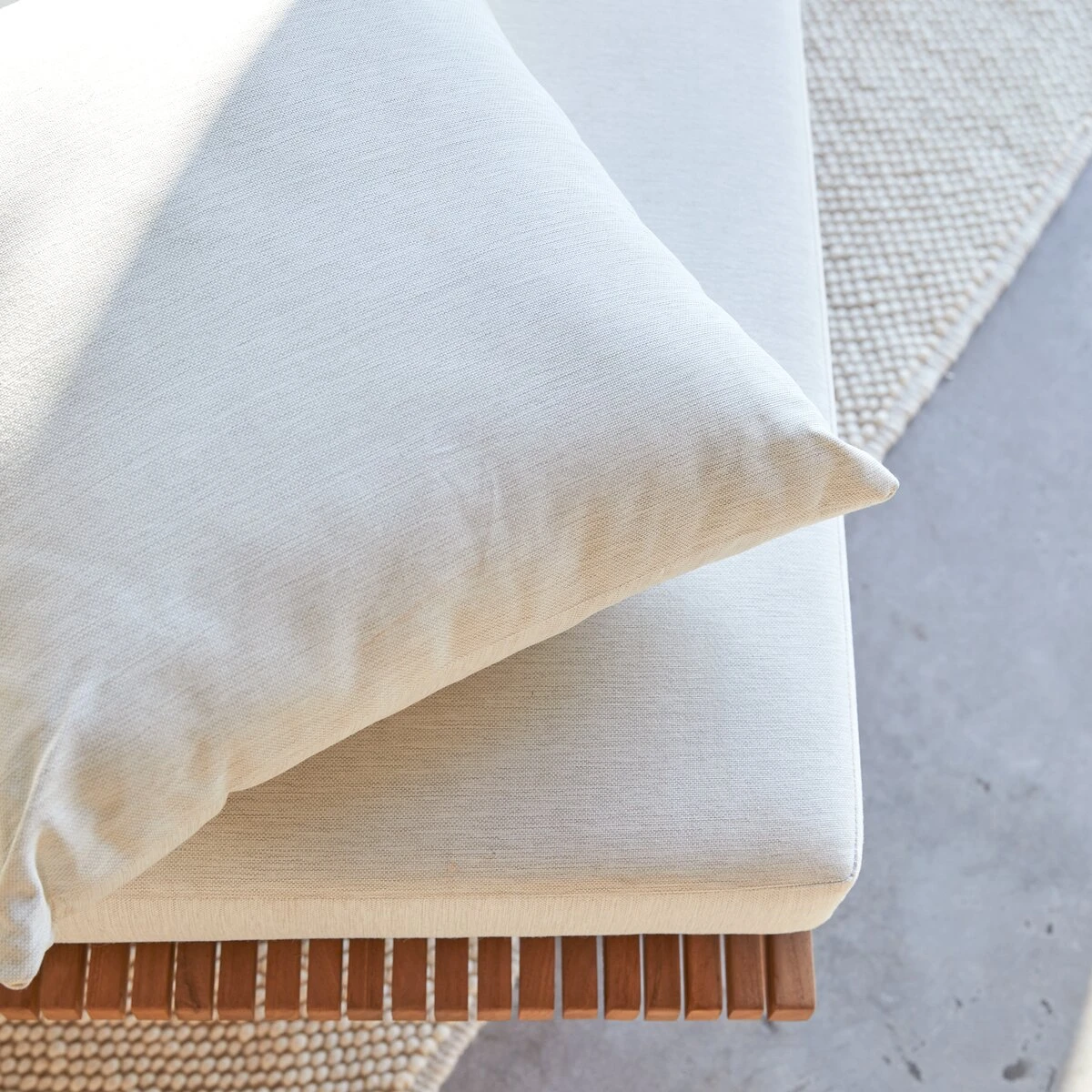 Fado - Méridienne En Teck Massif, 1 Place 7 Fado - Méridienne En Teck Massif, 1 Place – Image 7