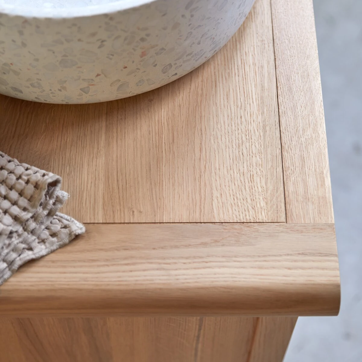 Volute - Meuble Sous Vasque En Chêne Massif 65 Cm 3 Volute - Meuble Sous Vasque En Chêne Massif 65 Cm – Image 3