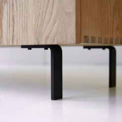 Jeanne - Meuble TV En Chêne Massif 160 Cm -Homezia Soldes Boutique 1200 1200 meuble tv en chene massif jeanne 160 cm 5