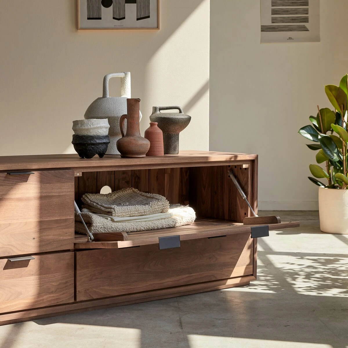 Senson - Meuble TV En Noyer Massif 180 Cm 2 Senson - Meuble TV En Noyer Massif 180 Cm â Image 2