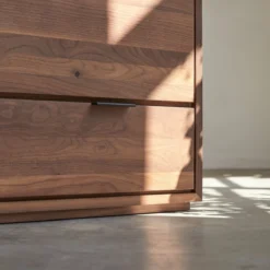 Senson - Meuble TV En Noyer Massif 180 Cm 11 Senson - Meuble TV En Noyer Massif 180 Cm -Homezia Soldes Boutique 1200 1200 meuble tv en noyer massif senson 180 cm 5