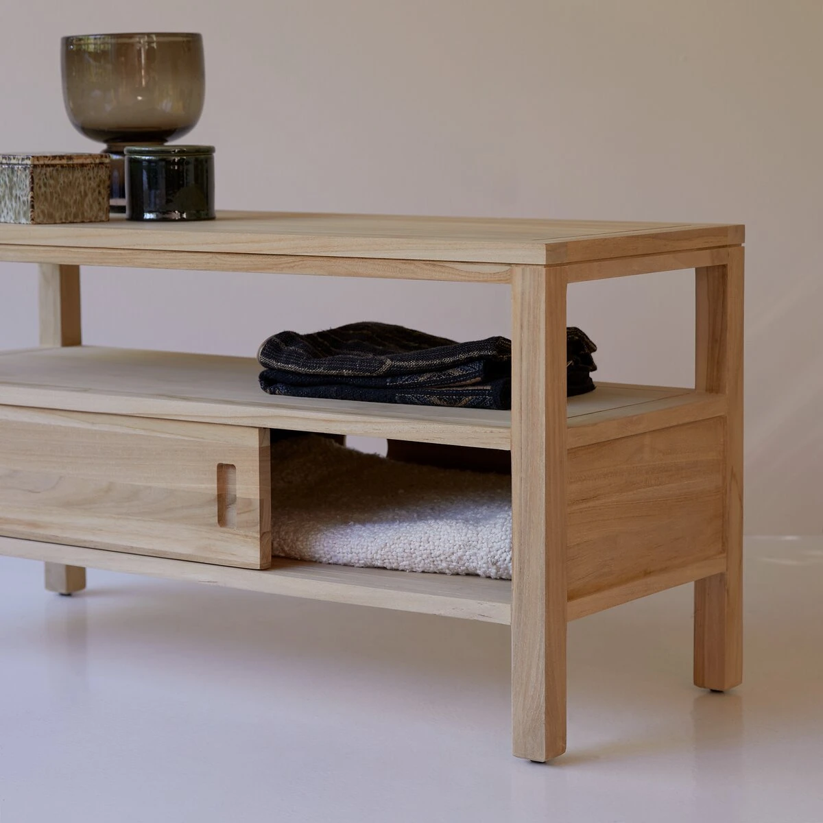 Anton - Meuble TV En Teck Massif 100 Cm 2 Anton - Meuble TV En Teck Massif 100 Cm – Image 2