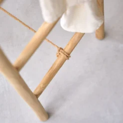 Kilim - Porte Serviette Double En Teck Massif -Homezia Soldes Boutique 1200 1200 porte serviette double en teck massif kilim 3