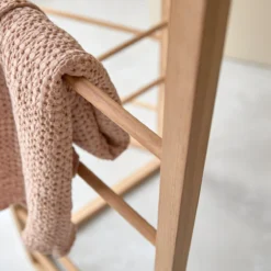 Anton - Porte Serviette En Teck Massif -Homezia Soldes Boutique 1200 1200 porte serviette en teck massif anton 4