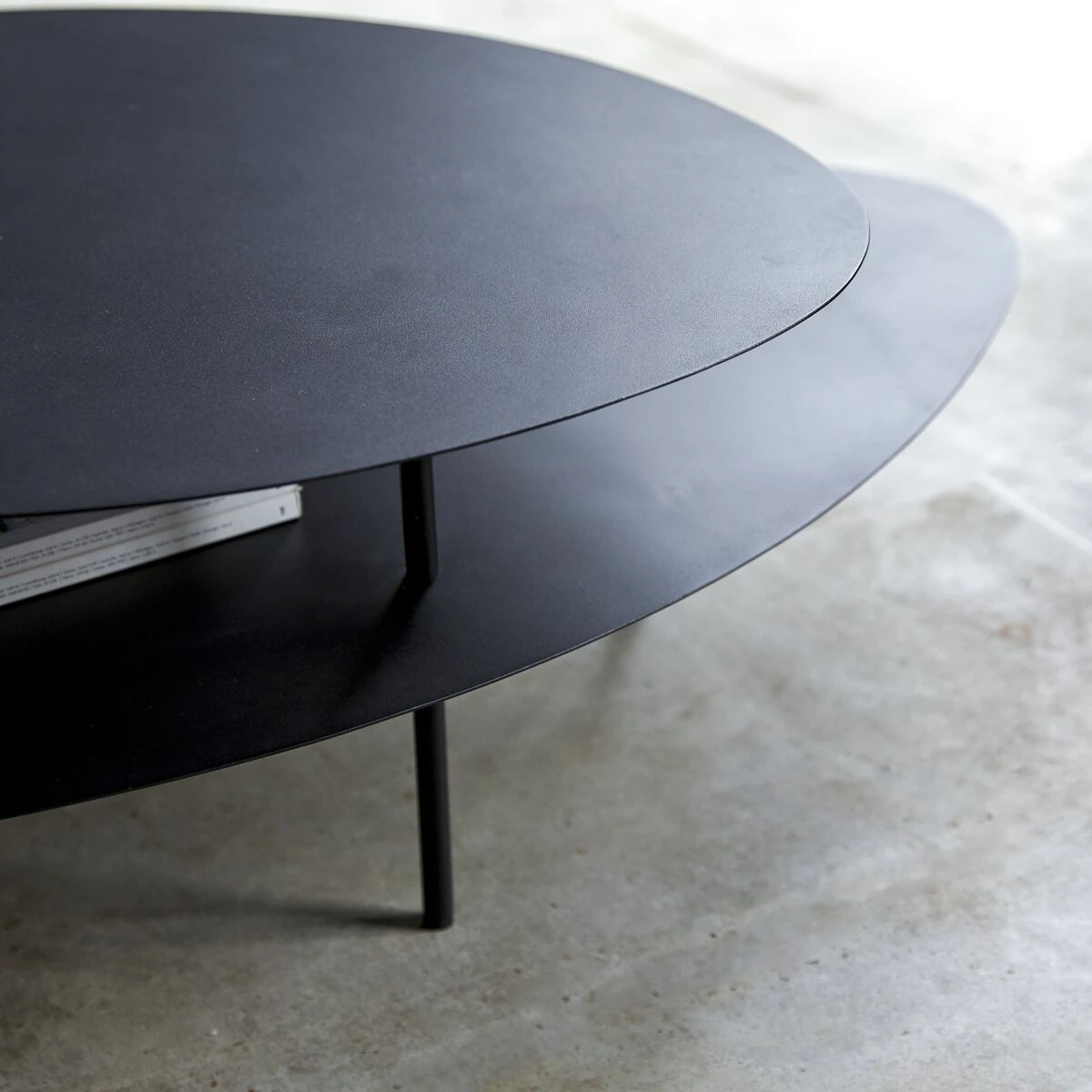 Judith - Table Basse En Métal 6 Judith - Table Basse En Métal – Image 6