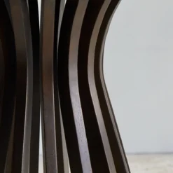 Greco - Table Ronde En Manguier Massif Et Métal 5 Pers -Homezia Soldes Boutique 1200 1200 table ronde en manguier massif et metal 5 pers greco 6