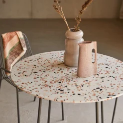 Elio - Table Ronde En Terrazzo Premium Et Métal Brown 4 Pers. -Homezia Soldes Boutique 1200 1200 table ronde en terrazzo premium et metal elio brown 4 pers 2