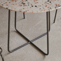 Elio - Table Ronde En Terrazzo Premium Et Métal Brown 4 Pers. -Homezia Soldes Boutique 1200 1200 table ronde en terrazzo premium et metal elio brown 4 pers 4