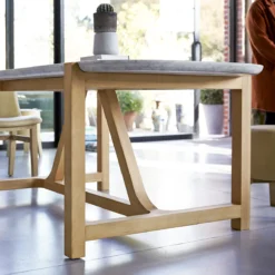 Stoneleaf - Table En Chêne Massif Et Marbre 6/8 Pers. -Homezia Soldes Boutique 1200 1200 table stoneleaf en chene massif et marbre 6 8 pers 2