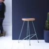 Mari - Tabouret Haut En Frêne Massif Et Métal Lichen
