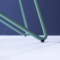 Mari - Tabouret Haut En Frêne Massif Et Métal Lichen -Homezia Soldes Boutique 1200 1200 tabouret haut en frene massif et metal mari lichen 4