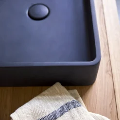 Iris - Vasque En Terrazzo Black -Homezia Soldes Boutique 1200 1200 vasque en terrazzo black iris 3