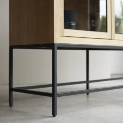 Babeth - Vitrine Basse En Chêne Massif -Homezia Soldes Boutique 1200 1200 vitrine basse en chene massif babeth 4