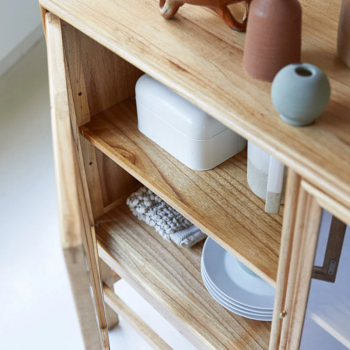 Alex - Vitrine Basse En Mindi 5 Alex - Vitrine Basse En Mindi – Image 5