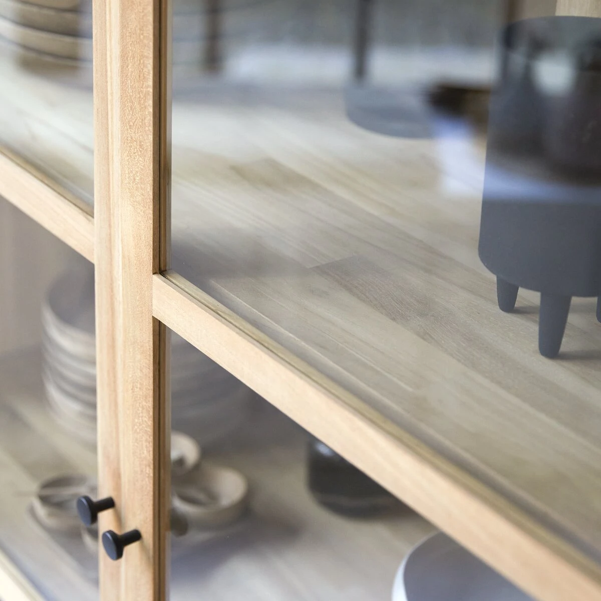 Babeth - Vitrine Haute En Teck Massif 7 Babeth - Vitrine Haute En Teck Massif – Image 7